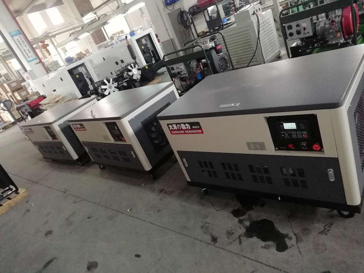 大澤動(dòng)力柴油發(fā)電機(jī)空氣濾清器更換和保養(yǎng)