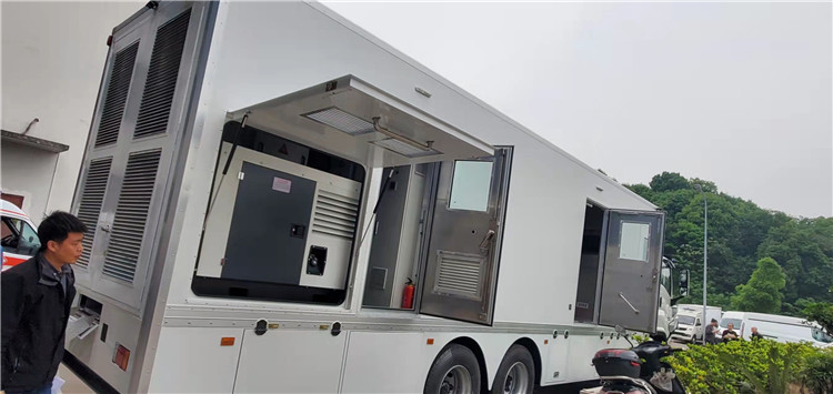 特種指揮車裝配20kw發(fā)電機(jī)